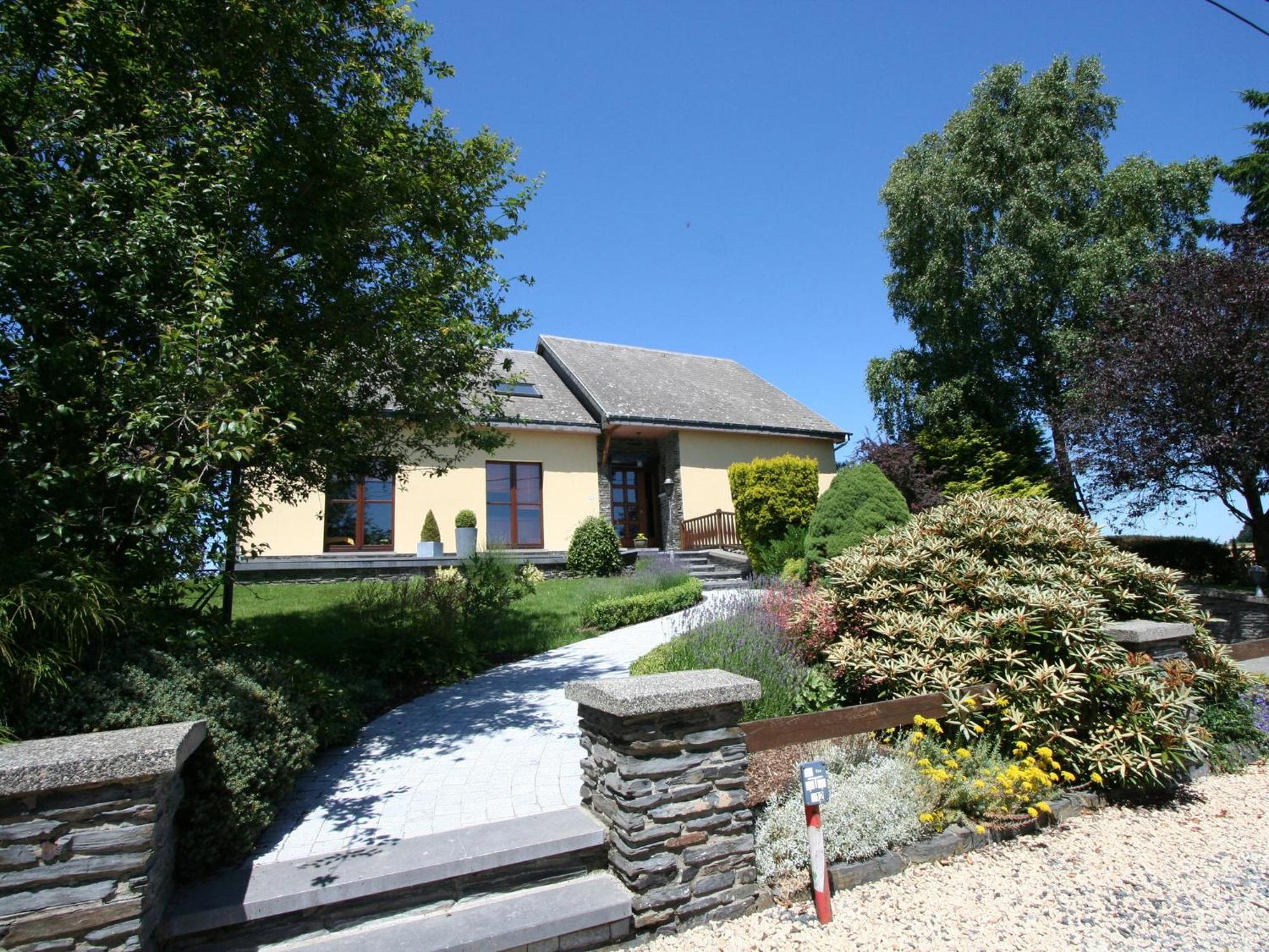Peaceful Cottage In Ardennes With Private Terrace Bastogne Exterior foto