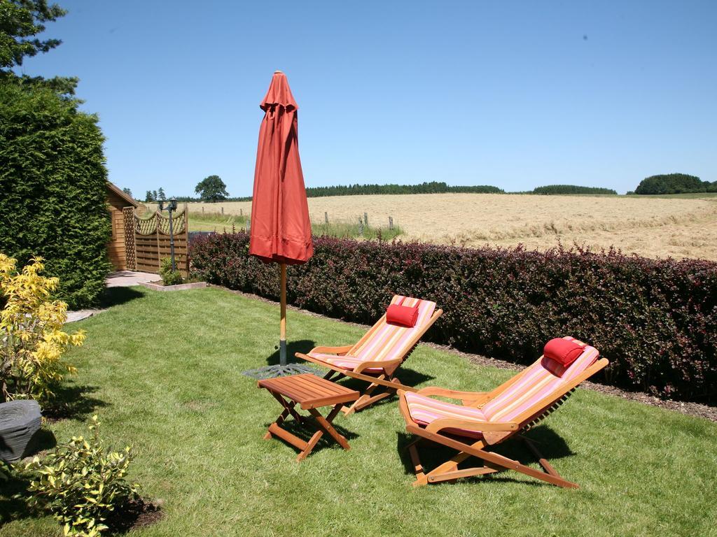 Peaceful Cottage In Ardennes With Private Terrace Bastogne Exterior foto